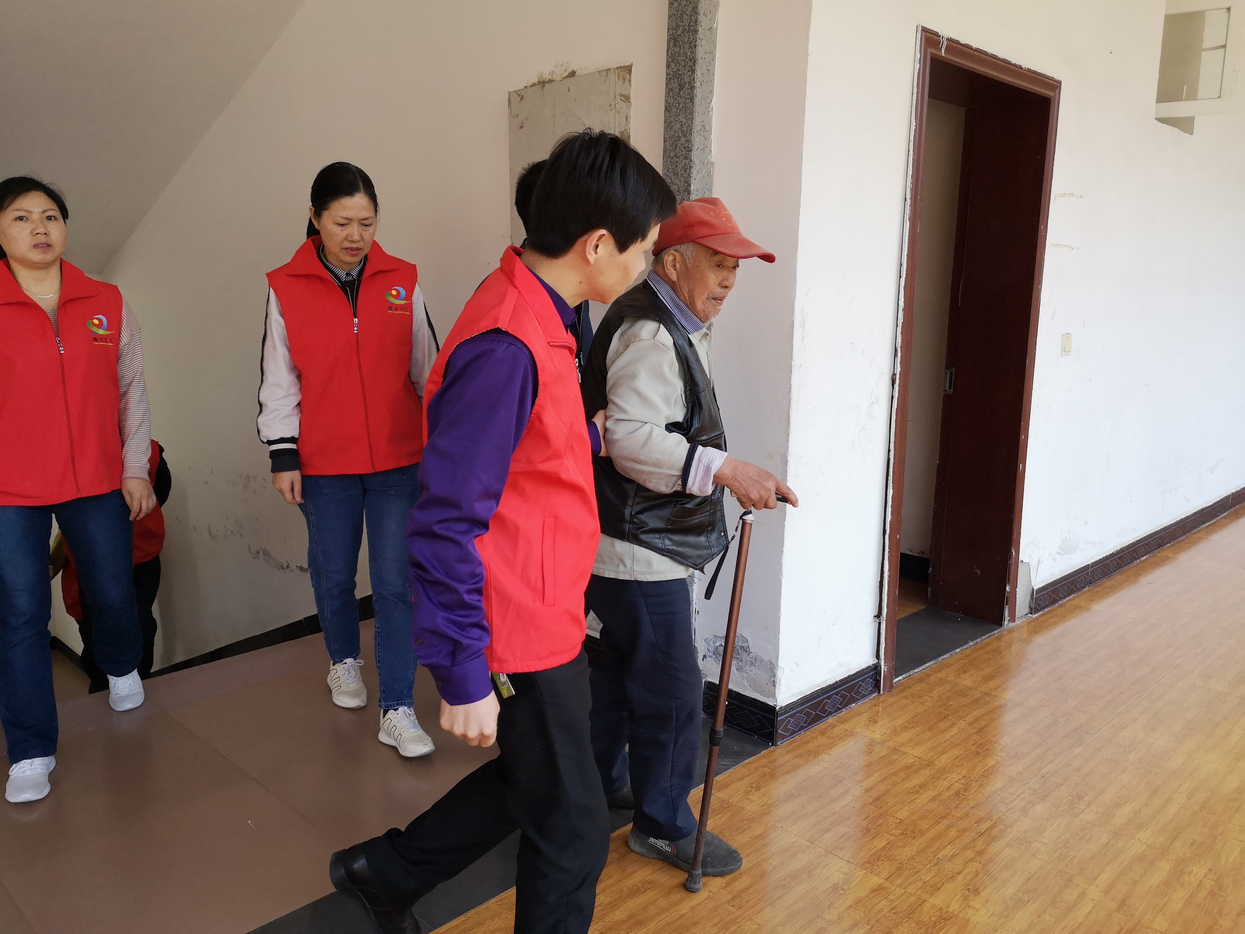 贵州：加强人才队伍建设 推进养老服务发展