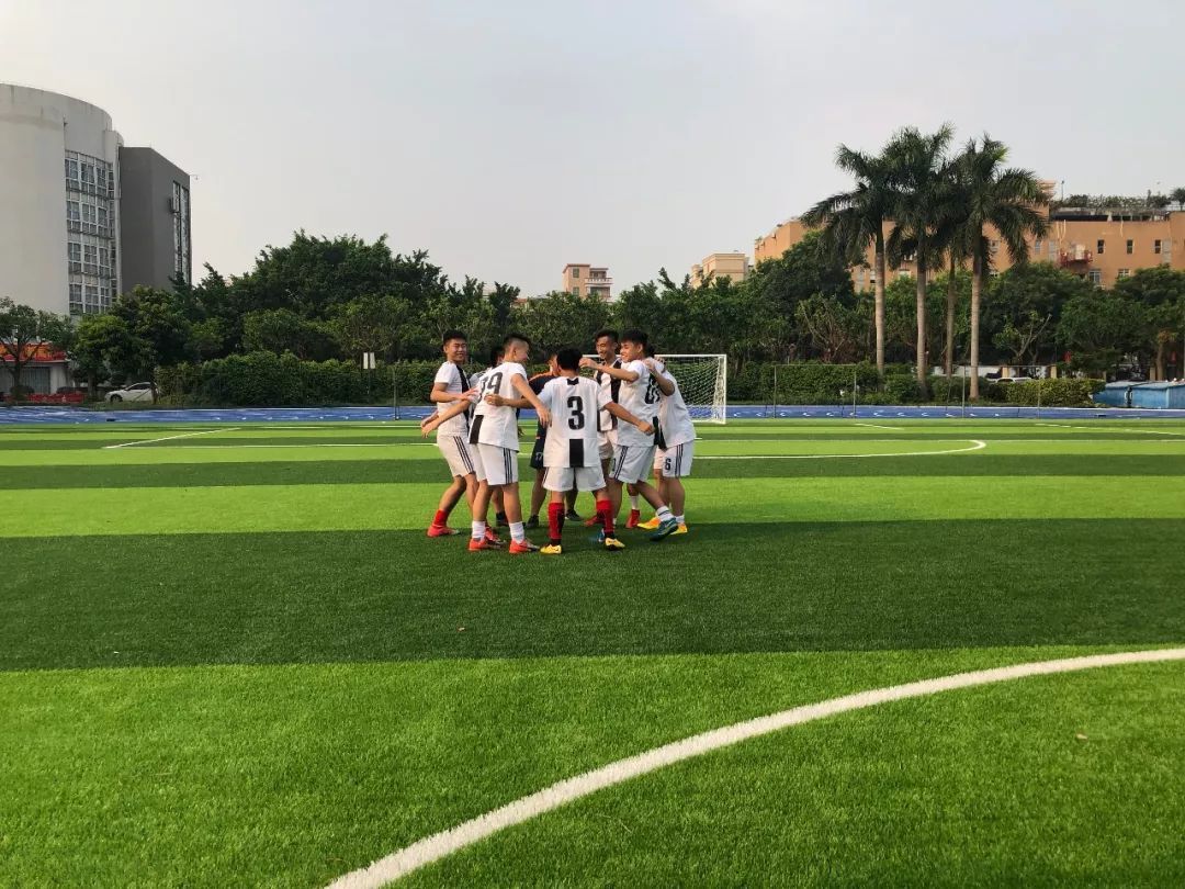 驰骋青春赛场 彰显拼搏本色
