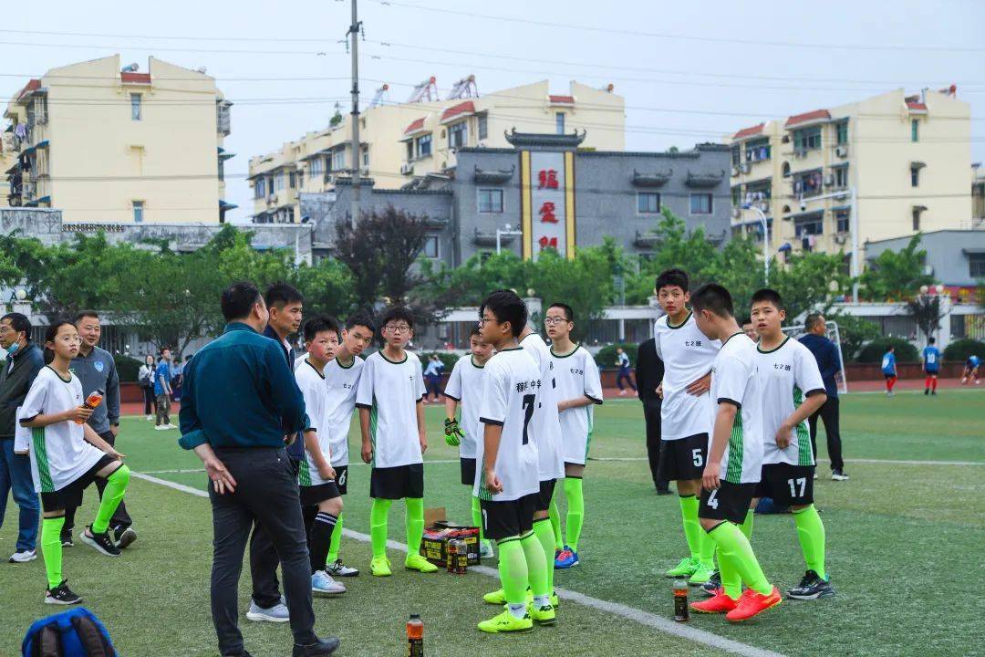 驰骋青春赛场 彰显拼搏本色