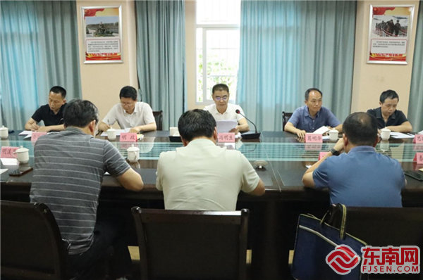 射洪市退役军人事务局：开展法律宣讲进军营 为退役老兵返乡护航