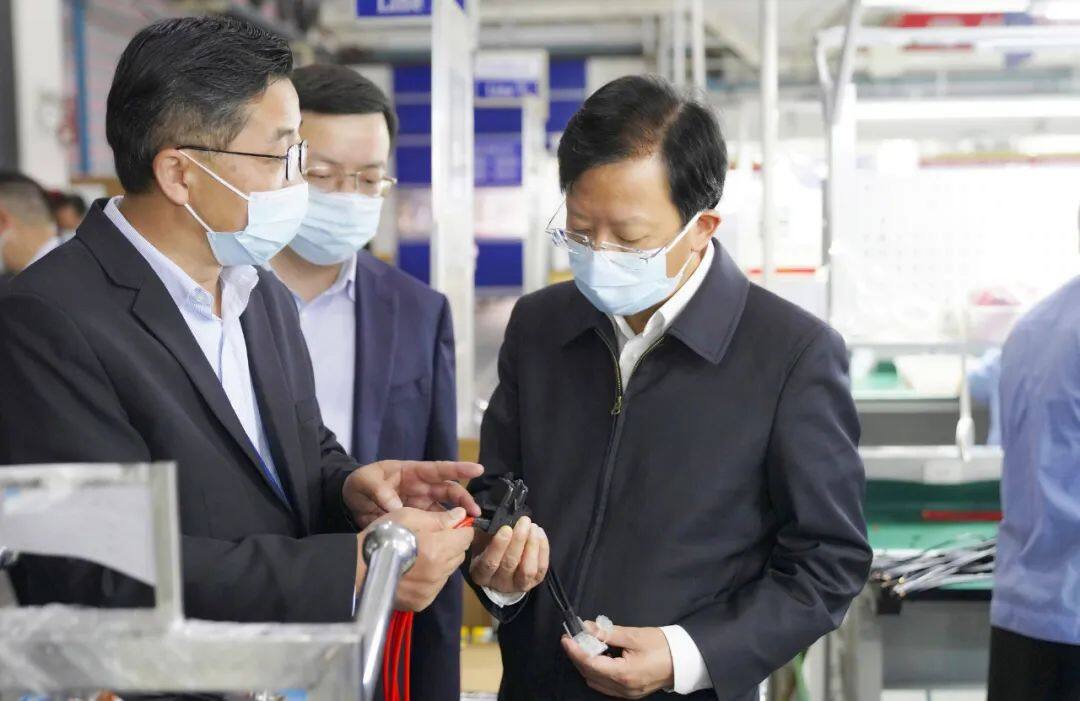 刮纾困解难“头脑风暴” 寻守正笃实“执法大脑”