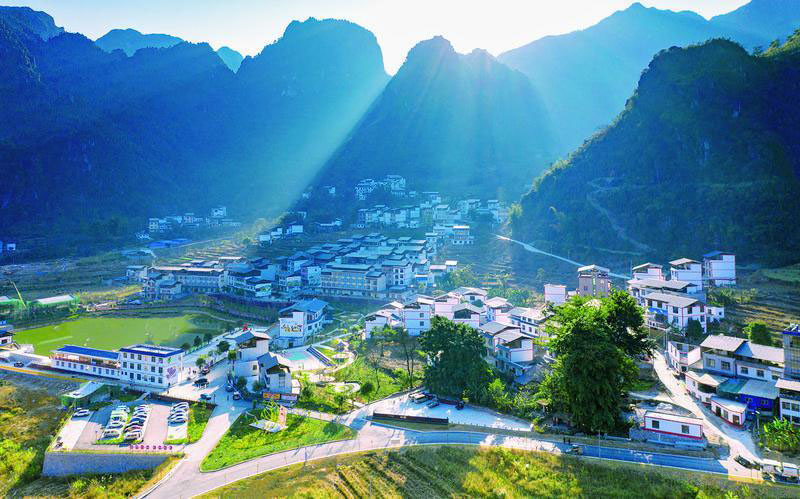 罗敏：情系内江古冲村 助力乡村振兴