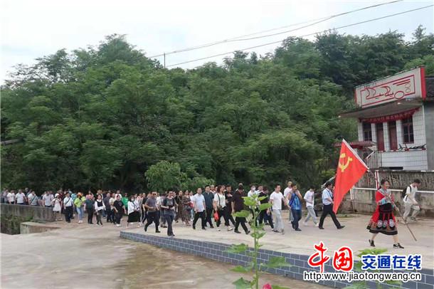 罗敏：情系内江古冲村 助力乡村振兴